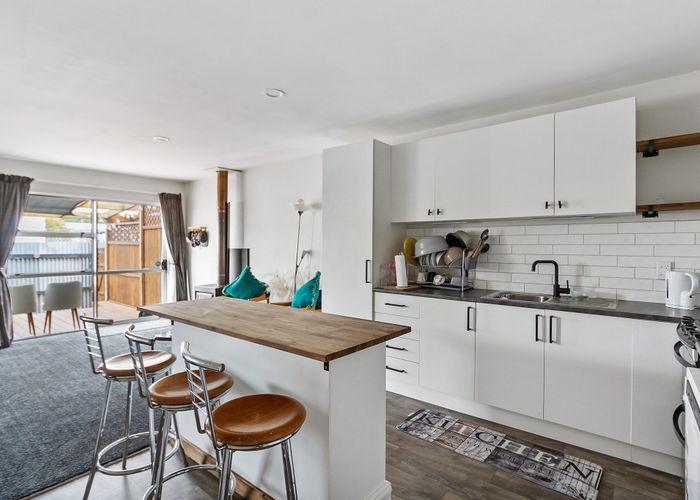  at 14 Thomas Street, West End, Timaru