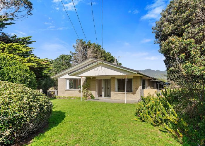  at 107 Paetawa Road, Peka Peka, Waikanae