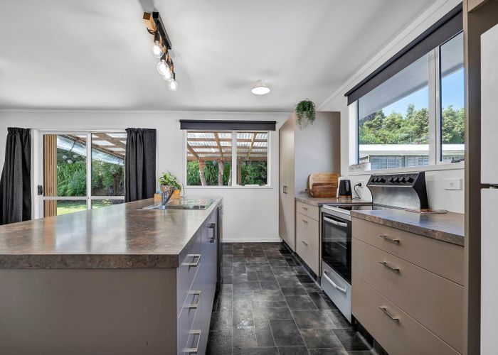  at 8 Shaldon Crescent, Blagdon, New Plymouth, Taranaki