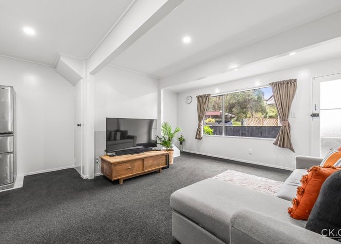  at 2/264 Grounsell Crescent, Belmont, Lower Hutt, Wellington