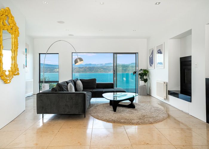  at 8 Nevay Road, Karaka Bays, Wellington, Wellington