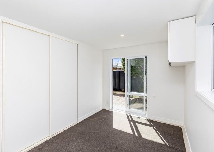  at 330 Yaldhurst Road, Russley, Christchurch City, Canterbury