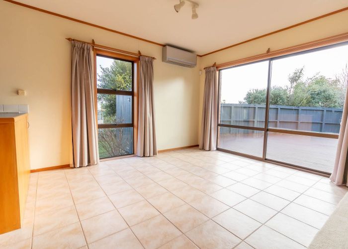  at 85 Kennedy Avenue, Forrest Hill, North Shore City, Auckland