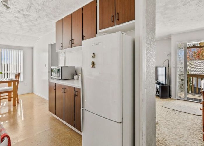  at 26 Beauchamp Drive, Massey, Waitakere City, Auckland