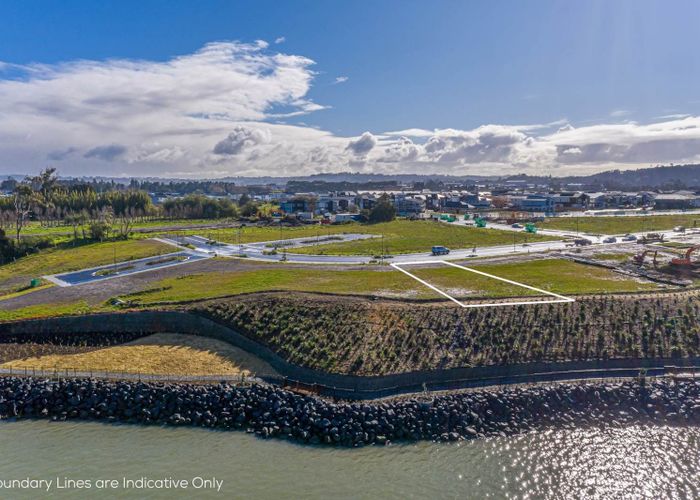  at 38  Picnic Point Road, Hobsonville, Waitakere City, Auckland