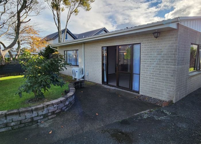  at 5 Hawea Street, Merrilands, New Plymouth