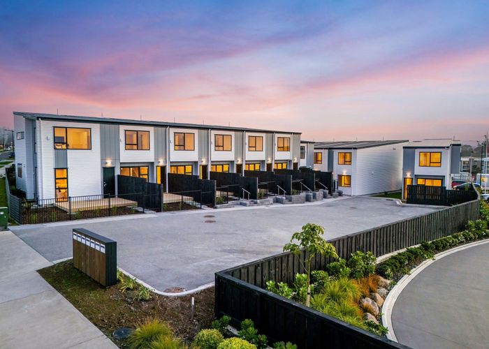  at Unit 2 / 16 Clara Road, Silverdale, Rodney, Auckland