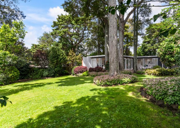  at 53a Hillcrest Avenue, Hillcrest, North Shore City, Auckland