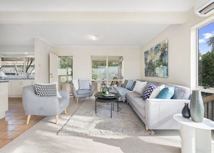  at 14 Woodward Avenue, Mangere Bridge, Auckland