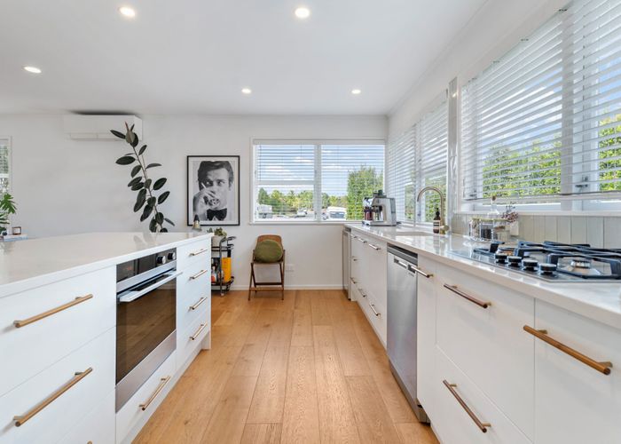  at 1/12 Grimshaw Place, Henderson, Waitakere City, Auckland