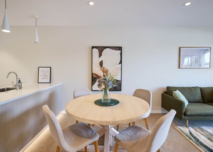  at 202/4 Bute Road, Browns Bay, North Shore City, Auckland