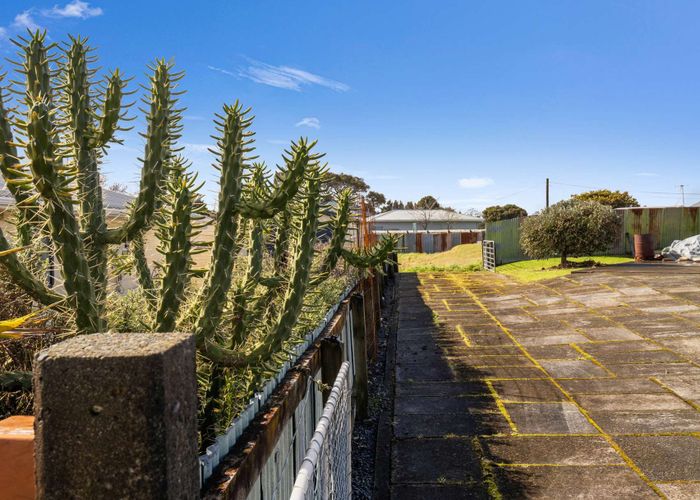  at 8 Gorran Avenue, Gonville, Whanganui, Manawatu / Whanganui