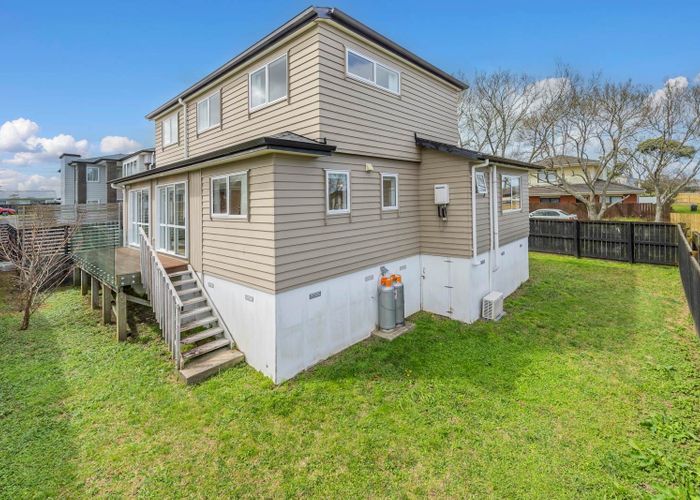  at 2/413 Richardson Road, Mount Roskill, Auckland City, Auckland