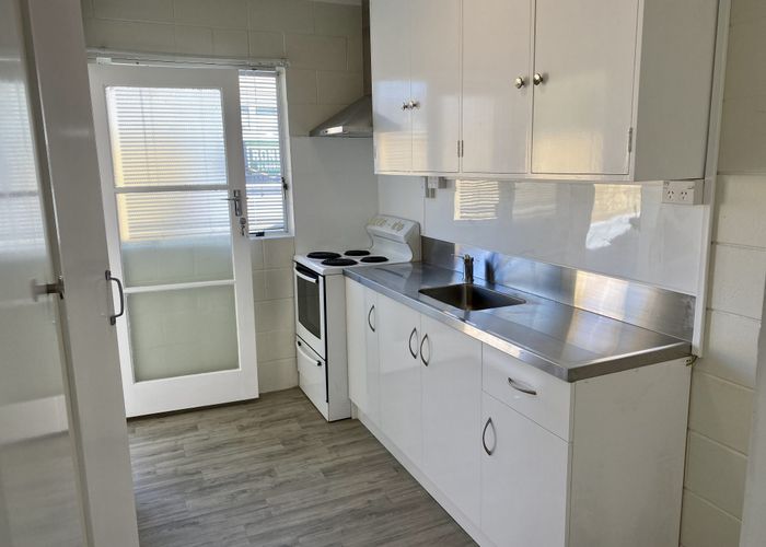  at 2/85 Clyde Street, Hamilton East, Hamilton, Waikato