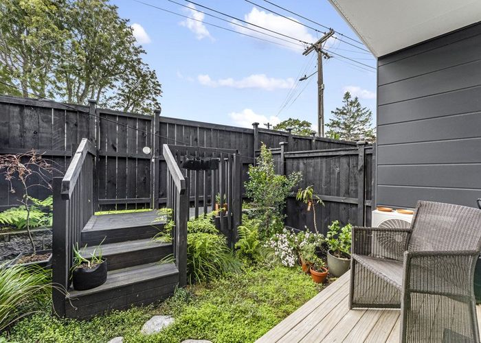  at 39 Coates Crescent, Panmure, Auckland City, Auckland