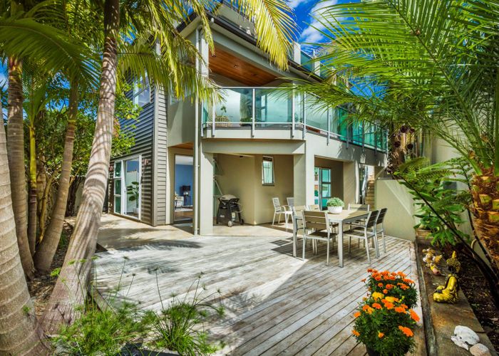  at 52 Matipo Road, Mairangi Bay, Auckland