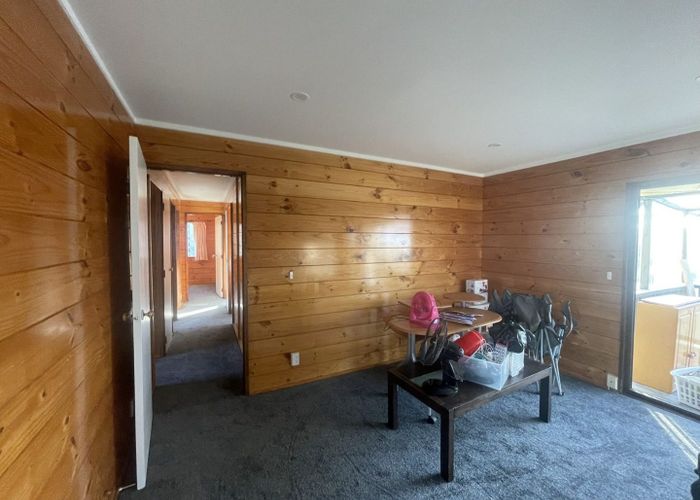  at 41 College Road, Northcote, Auckland