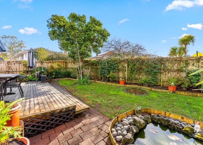  at 1/74 Elliot Street, Howick, Manukau City, Auckland