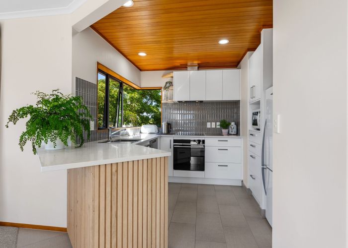  at 302B Papamoa Beach Road, Papamoa Beach, Tauranga, Bay Of Plenty