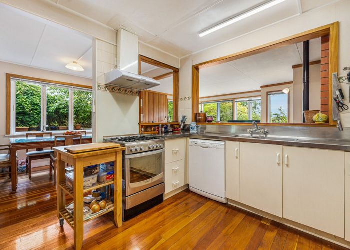  at 42 Clifton Terrace, Fitzherbert, Palmerston North