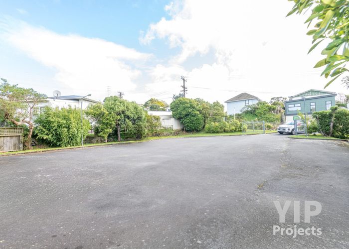  at 73 Glanmire Road, Newlands, Wellington, Wellington