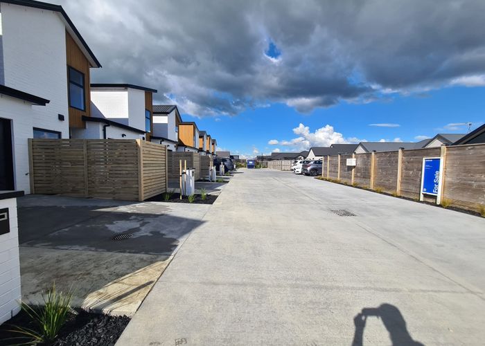  at 2/13 Adzebill Court, Rototuna, Hamilton, Waikato