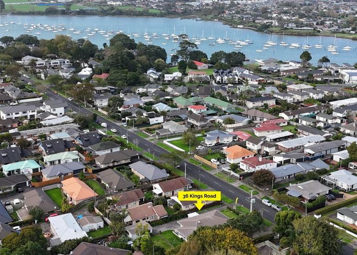  at 36 Kings Road, Panmure, Auckland