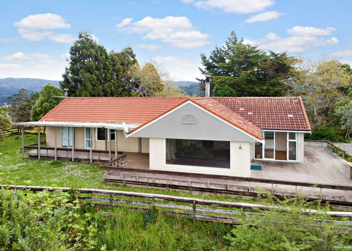  at 164 Candia Road, Henderson Valley, Auckland