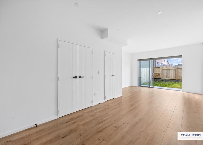  at 2/4 Ranier Street, Ellerslie, Auckland City, Auckland