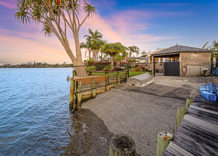  at 46 The Terrace, Herald Island, Waitakere City, Auckland