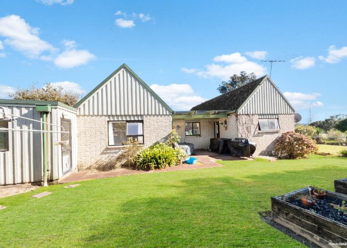 at 102 Marina View Drive, West Harbour, Auckland
