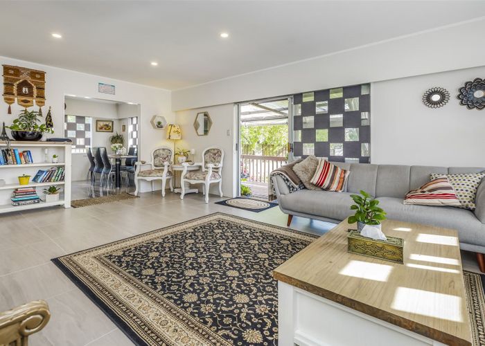  at 3/49 Seabrook Avenue, New Lynn, Auckland