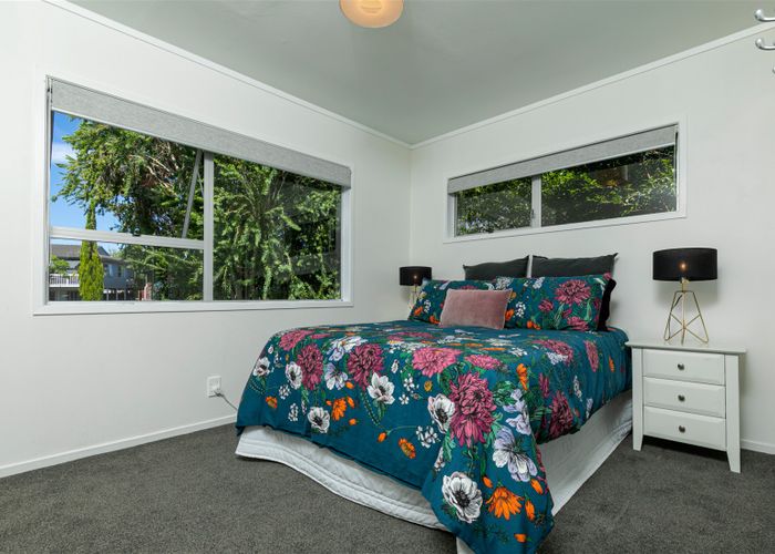  at 7 Seabar Place, Glen Eden, Auckland