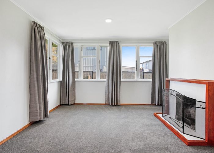 at 37 Rosehill Drive, Papakura, Papakura, Auckland