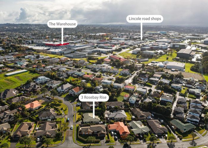  at 3 Rosebay Rise, Henderson, Waitakere City, Auckland