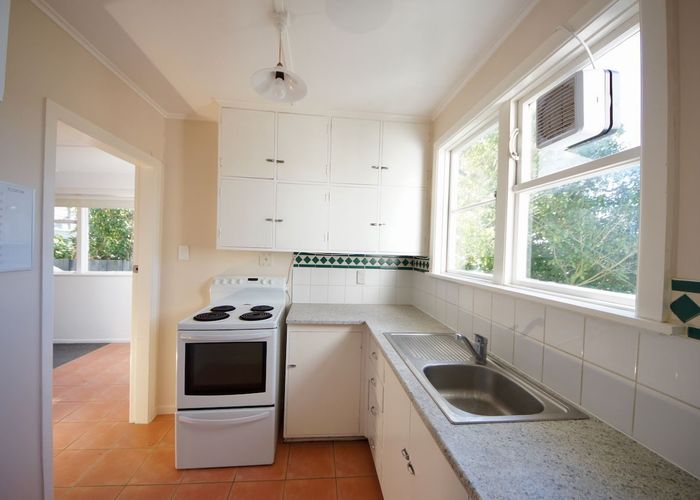 at 49B Garden Road, Northland, Wellington, Wellington