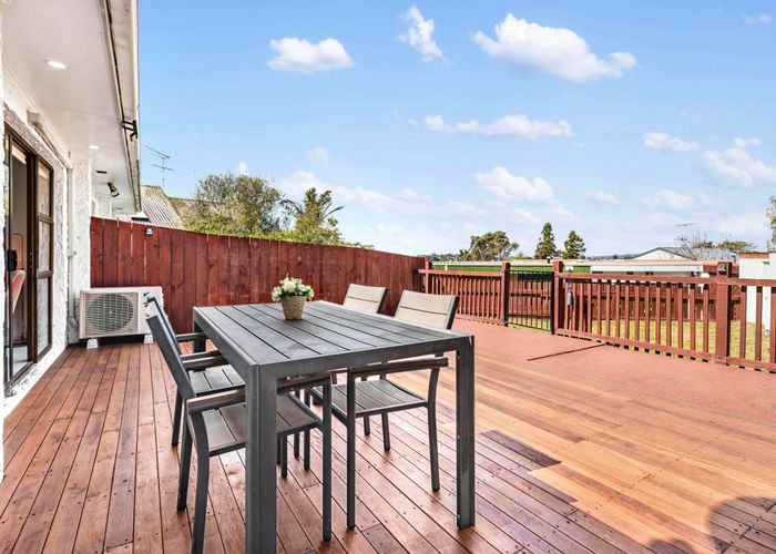  at 3/32 Strong Street, St Johns, Auckland