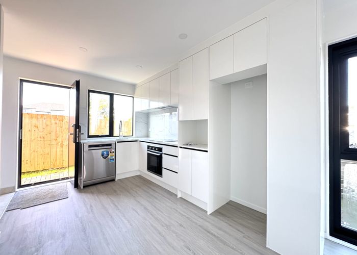  at 2/35 Mervan Street, Mangere, Manukau City, Auckland