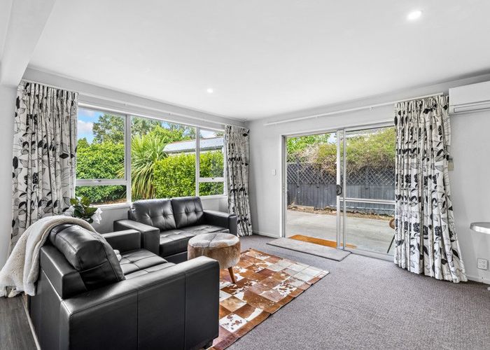  at 2/1 Delaware Crescent, Russley, Christchurch City, Canterbury