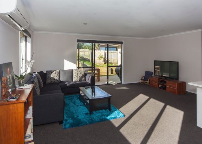  at 8 Karika Place, Massey, Waitakere City, Auckland