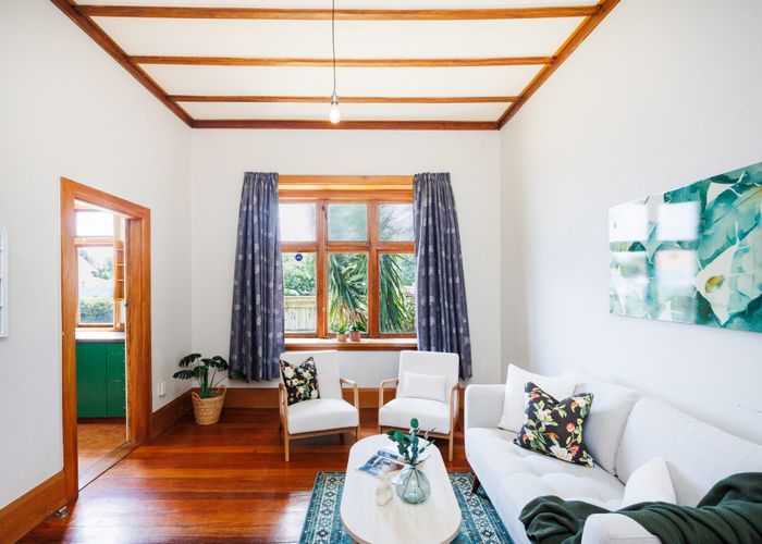  at 110 Featherston Street, Takaro, Palmerston North, Manawatu / Whanganui