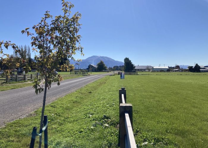  at 13 Westward Way, Methven