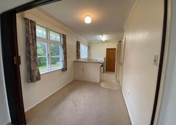  at 7 Strathmore Avenue, Awapuni, Palmerston North, Manawatu / Whanganui