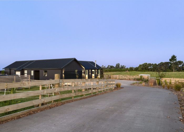  at 589 Kent Road, Egmont Village, New Plymouth, Taranaki