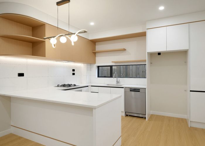  at 39E Moire Road, Massey, Waitakere City, Auckland