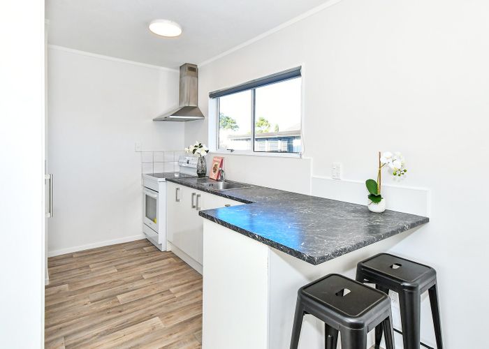  at 1/5 Navigator Place, Papatoetoe, Auckland