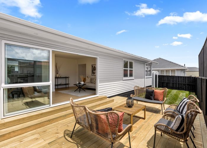  at 15C Hamurana Place, Te Atatu Peninsula, Auckland