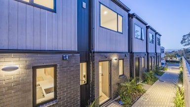  at 6/35 Renata Crescent, Te Atatu Peninsula, Auckland