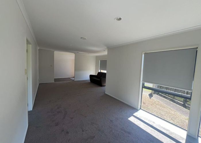  at 2 Deerfield Place, Flat Bush, Manukau City, Auckland