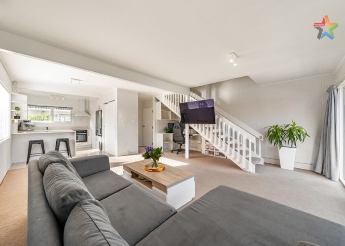  at 10/14 Mudie Street, Alicetown, Lower Hutt